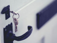 door handle and keys